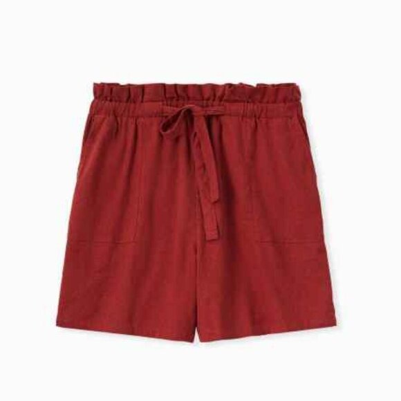 TORRID 5 Inch Pull-On Studio Luxe Ponte Mid-Rise Paperbag Waist Short - Picture 3 of 14